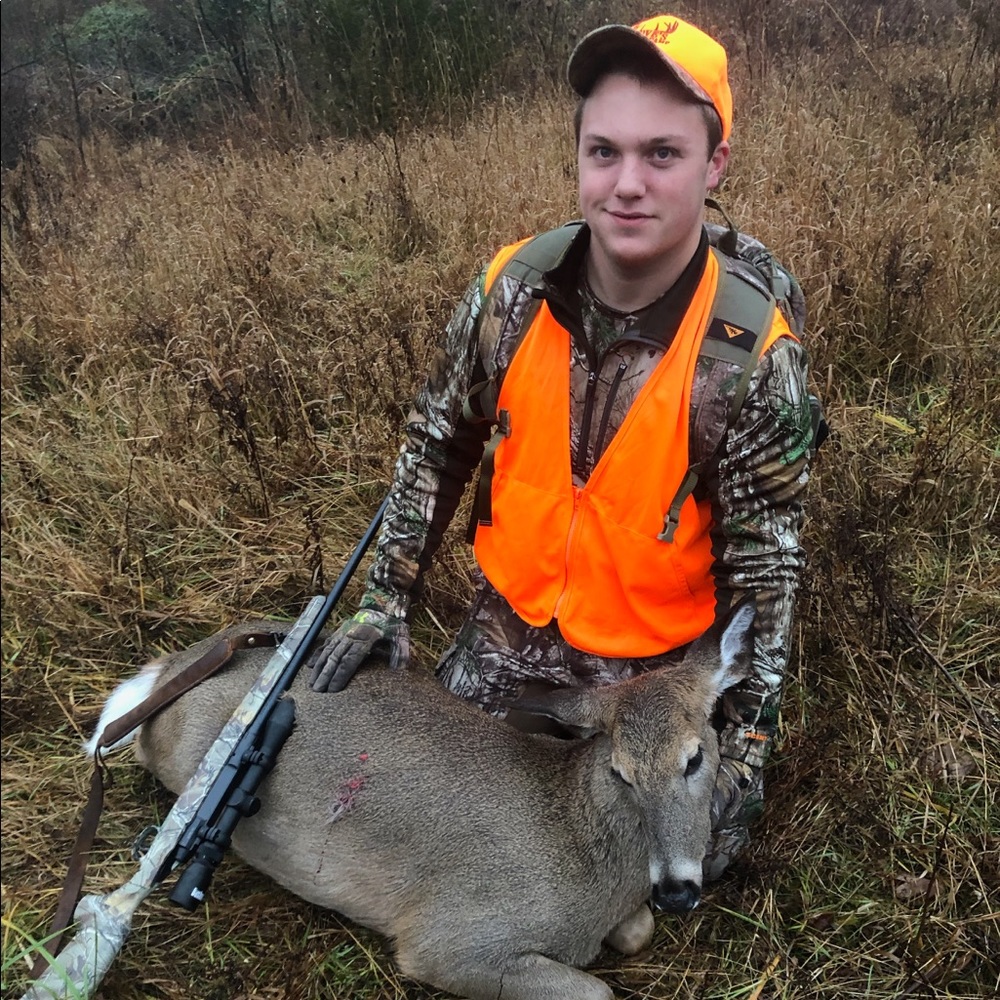 Meet your Posher, Etahn